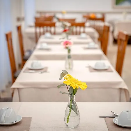 Hotel Etna 3*