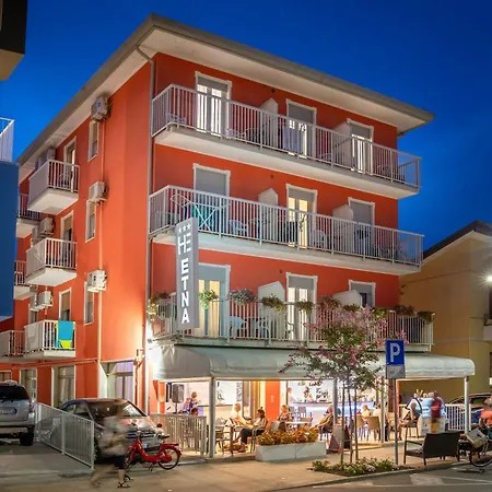 Hotel Etna 3*