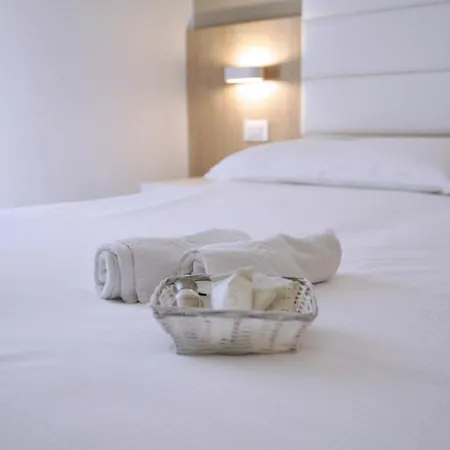 Hotel Etna 3*